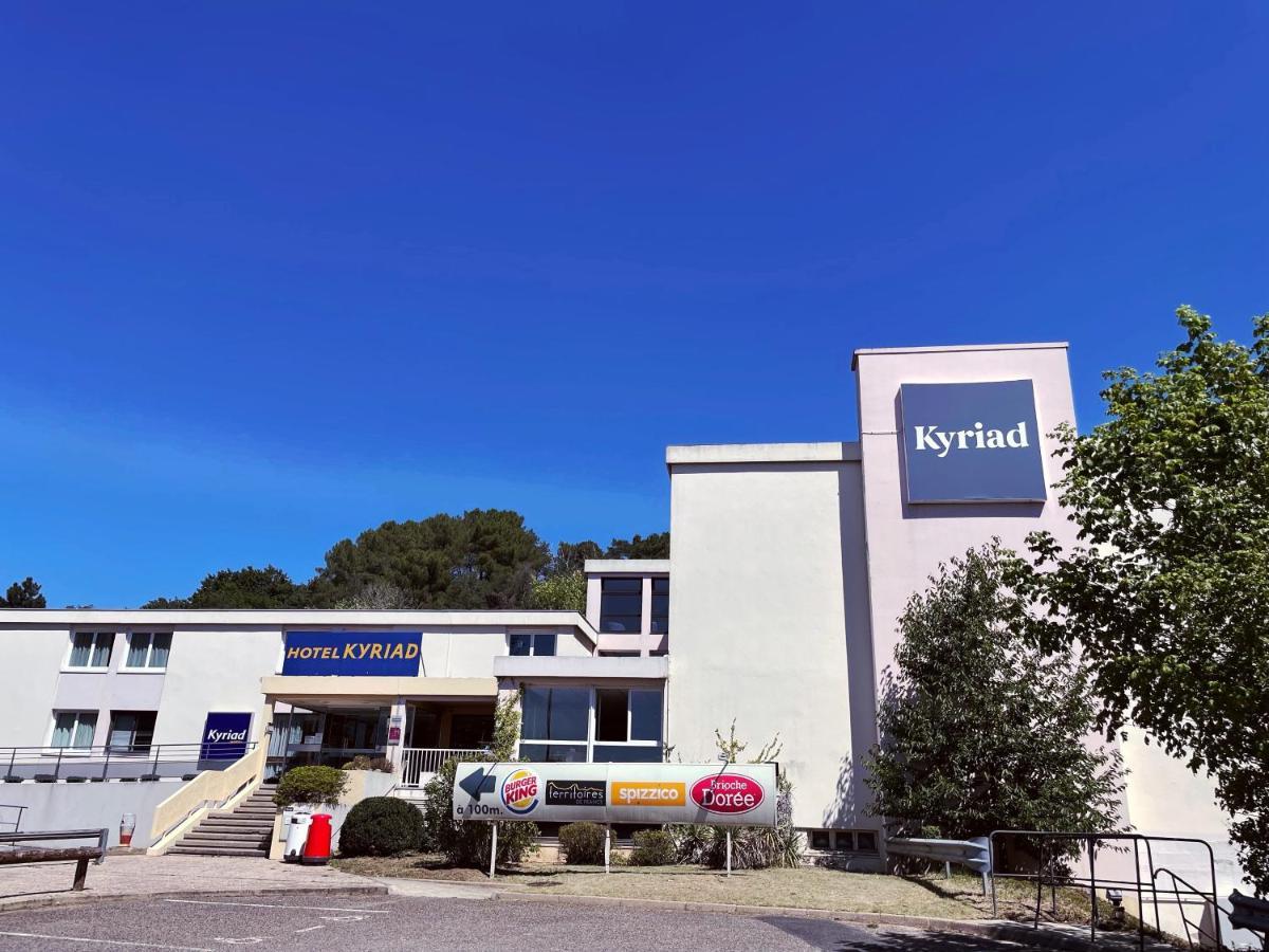 Kyriad Nemours Eksteriør billede